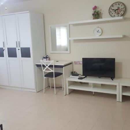 Condo C2 Impact Nonthaburi Exterior photo