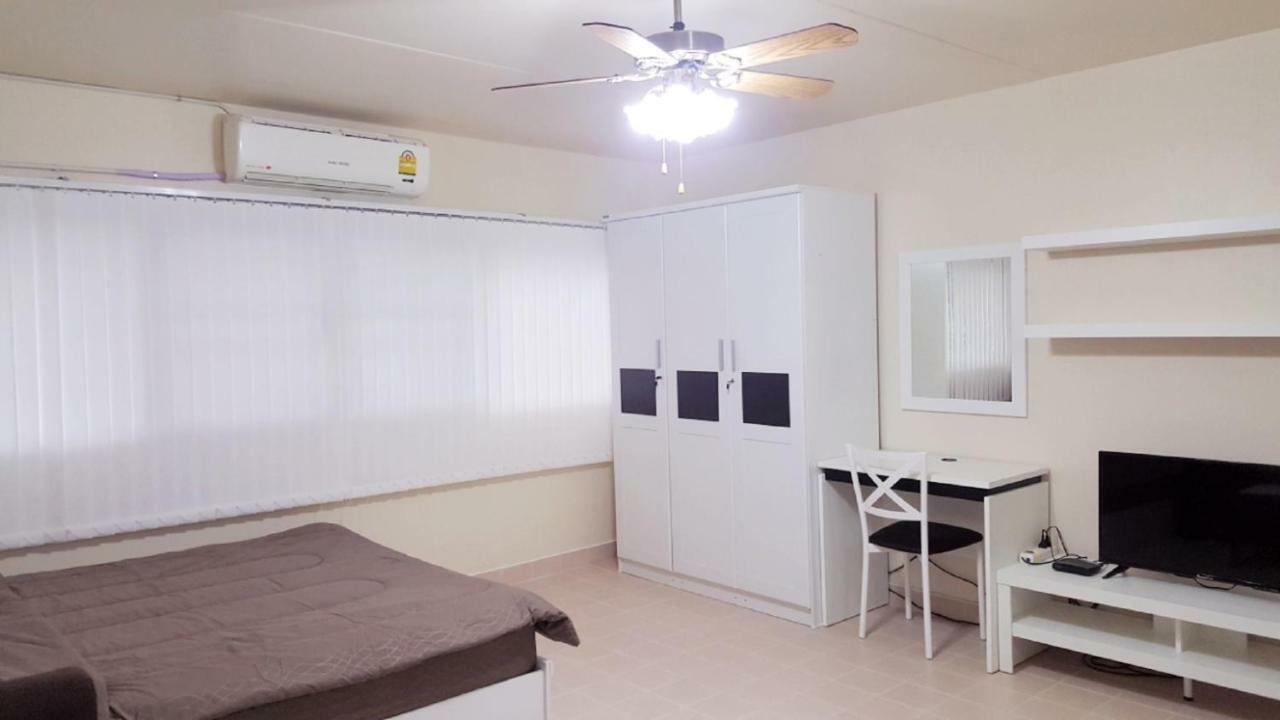 Condo C2 Impact Nonthaburi Exterior photo