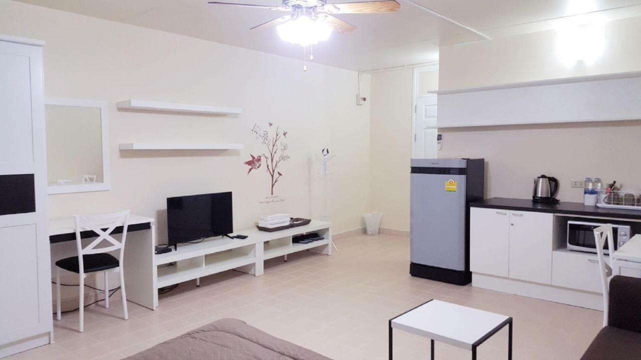 Condo C2 Impact Nonthaburi Exterior photo